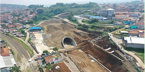 印度尼西亚：引水隧道工程—PE给水管
